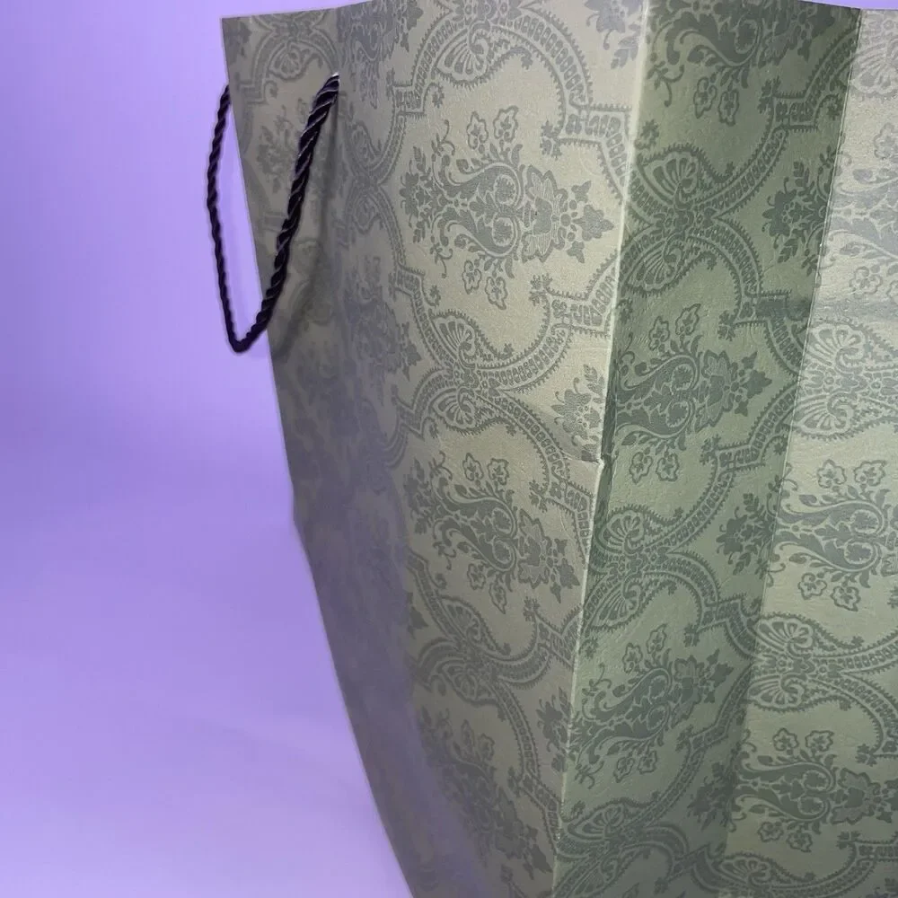 Gucci Green Equilibrium Paper Shopping Gift Bag Wrapping Holiday Logo Handles